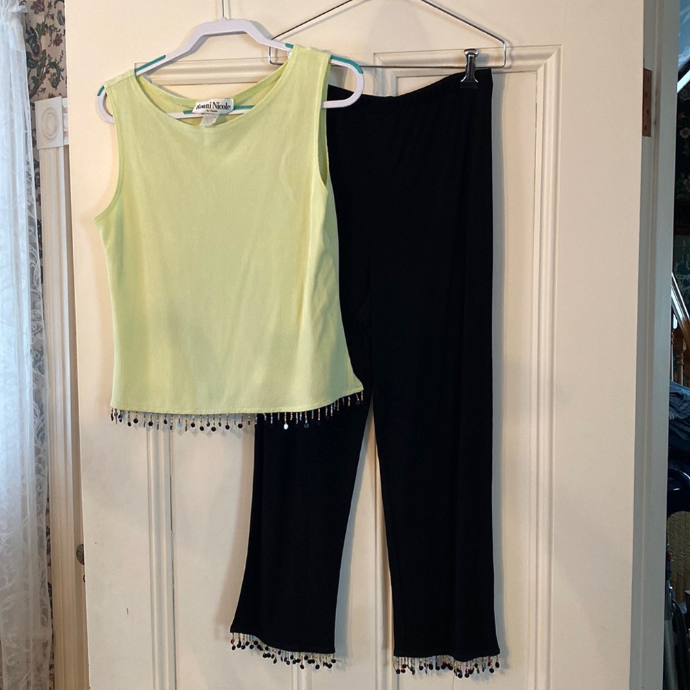 2 Piece crop pant set